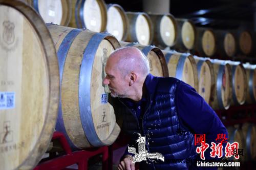 英国酒评家马特沃尔斯给宁夏张裕酒庄酒_宁夏-产区-英国-