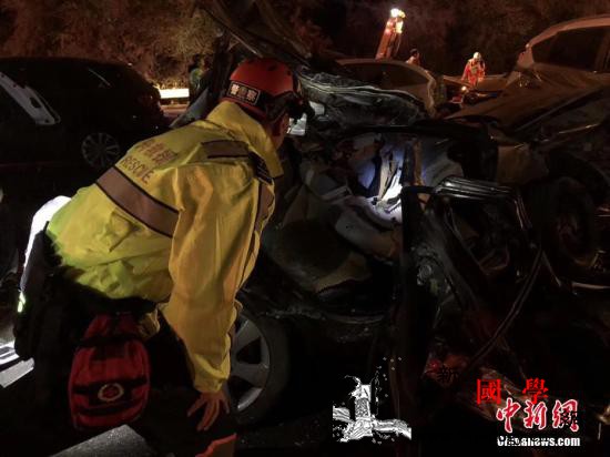 兰海高速特大交通肇事案致15死44伤_兰州市-兰州-收费站-