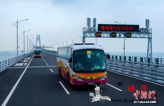 港珠澳大桥通车“满月”澳门口岸逾80_澳门-出入境-通关-