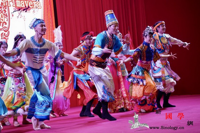 "欢乐春节"秘鲁行歌舞盛宴迎佳节_巴斯克-琵琶-秘鲁-欢乐-