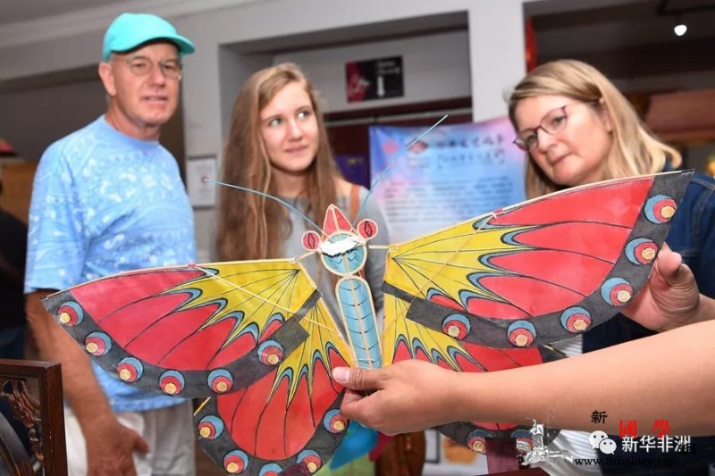 "欢乐春节"非遗展走进南非_南非-糖人-展台-灯笼-