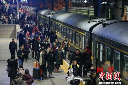 铁总：2019年铁路春运节前发送旅客_北京站-客流-节前-