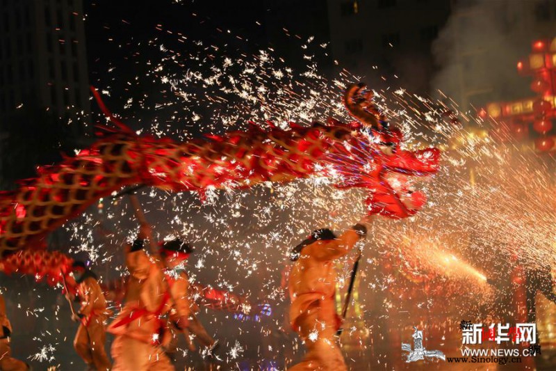 多彩民俗迎元宵_欢欢喜喜-元宵节-佳节-丰富多彩-