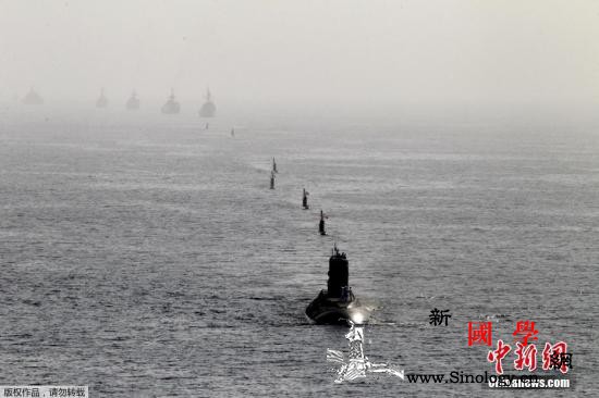 伊朗霍尔木兹海峡军演“秀肌肉”潜射巡_阿曼-霍尔-伊朗-