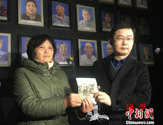 生命如灯：南京大屠杀幸存者照片墙又熄_幸存者-纪念馆-家属-