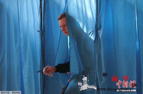 波罗申科承认败选恭喜泽连斯基赢得乌总_基辅-波罗-乌克兰-