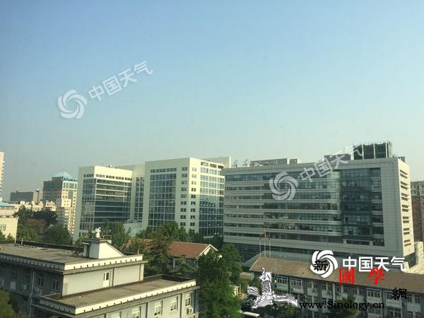 35℃！北京高温黄色预警中夜间起雷阵_预警-北京-夜间-