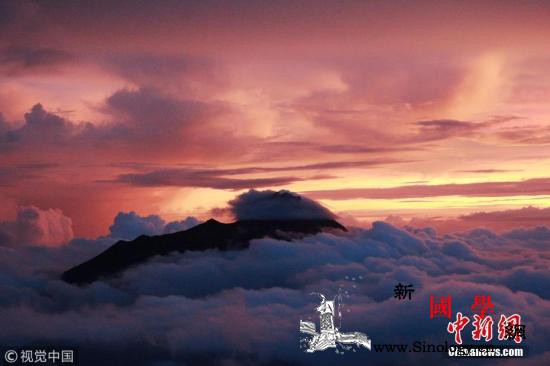 印尼日惹默拉皮火山喷发火山灰柱高度达_拉皮-印度尼西亚-日惹-