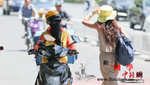 山东24小时连发62条高温预警内陆沿_济南-山东-预警-