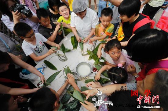 文旅部：端午假期近亿人次出游旅游收入_亿元-端午-假期-