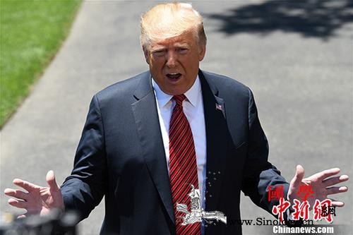 特朗普揭空军一号新形象亲自设计颜色使_肯尼迪-波音-美国-