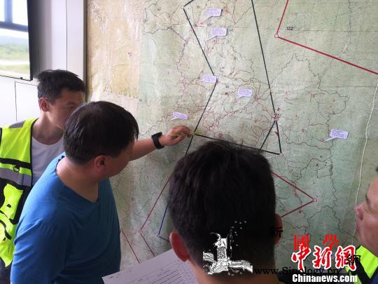 应急管理部工作组到内蒙古大兴安岭指导_指挥部-火场-灭火-