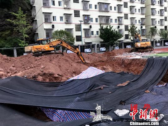 怀化市委书记回应“操场埋尸案”：新官_怀化-深挖-旧事-