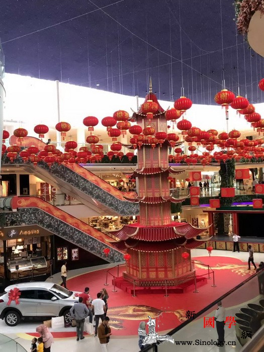 摩洛哥购物中心喜迎2019"中国旅游_摩洛哥-拉巴特-购物中心-民众-
