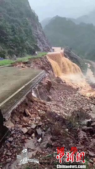 武夷山遭遇暴雨洪水暂停接待游客_武夷山-塌方-武夷山市-