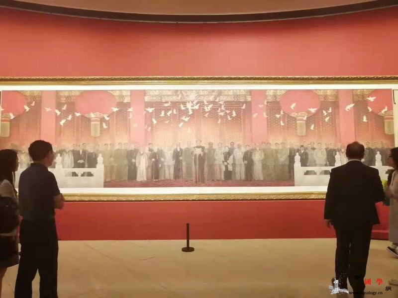 480余件美术佳作中国美术馆内呈现新_馆藏-设色-布面-油彩-