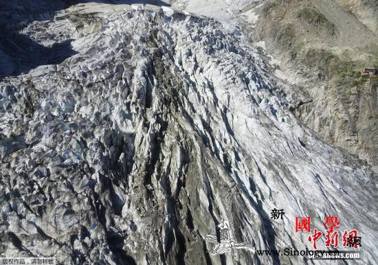阿尔卑斯最高峰冰川要塌意大利总理发出_阿尔卑斯山-冰川-阿尔卑斯山脉-