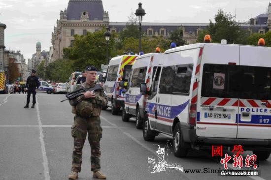 法警察总部袭击：反恐部门介入嫌犯动机_巴黎-嫌犯-袭击-