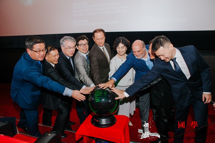 庆祝新中国成立70周年：毛里求斯"2_毛里求斯-电影周-雁群-签名-