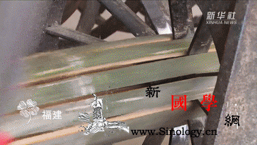 一双筷子：“夹”起中国美味走全球_汉语-画中画-筷子-