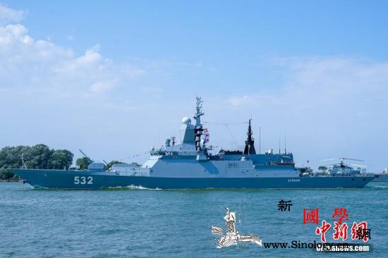 普京：在最近十年里将继续巩固发展军事_护卫舰-画中画-武器装备-