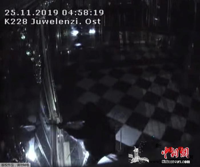 德国失窃旷世珍宝恐不复存在犯案全程仅_窃贼-德国-珍宝-