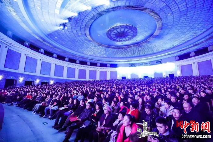 大型经典影视新年音乐会举行演绎多首革_爱国-北京-主办方-