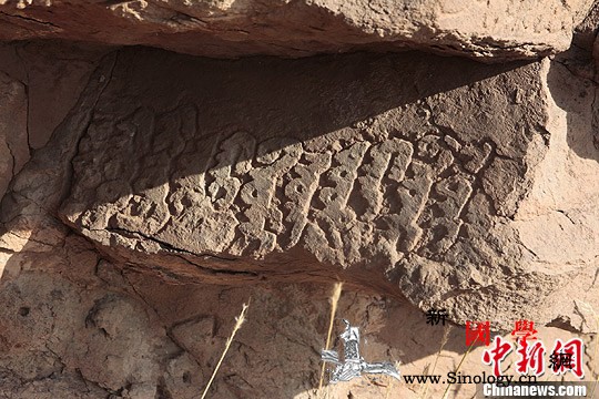 “阴山岩刻”为媒中国埃及搭文化艺术交_阴山-埃及-岩画-