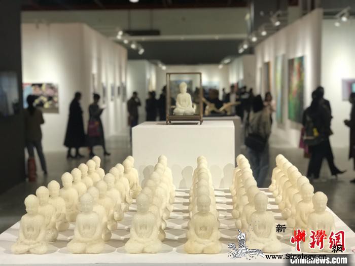 第八届大艺博开幕青年艺术家“试水”市_参展-艺术家-青年-