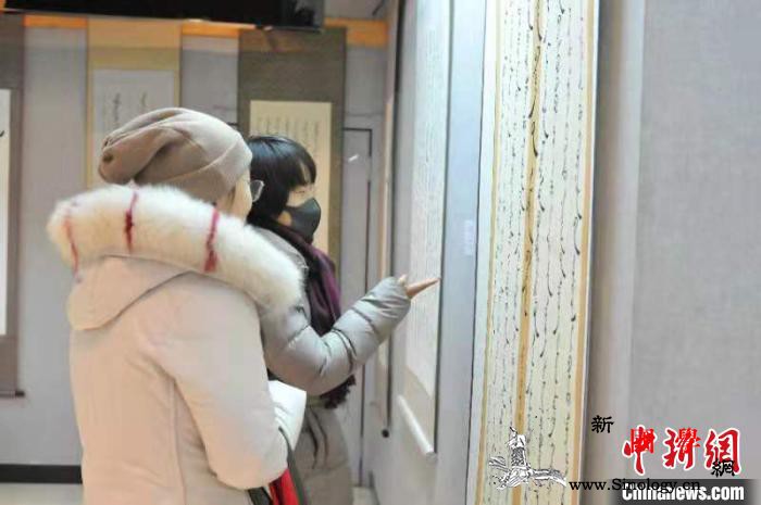 第六届"乌音嘎"国际蒙古文书法展走进_呼伦贝尔-蒙古文-书法展-书法作品-