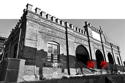 京张铁路113岁清河老站房亮出历史原_清河-女儿墙-原貌-