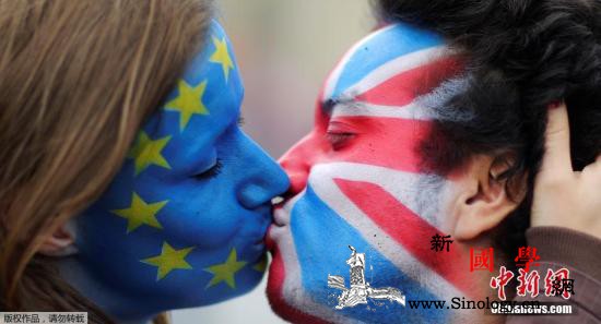 不舍英国脱欧欧盟高官写“情书”随时欢_英国-脸谱-旗帜-