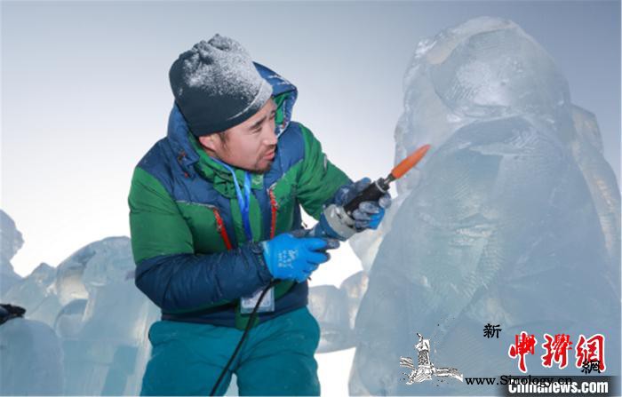 哈尔滨国际组合冰雕比赛收官：俄罗斯作_火星-组合-冰雕-