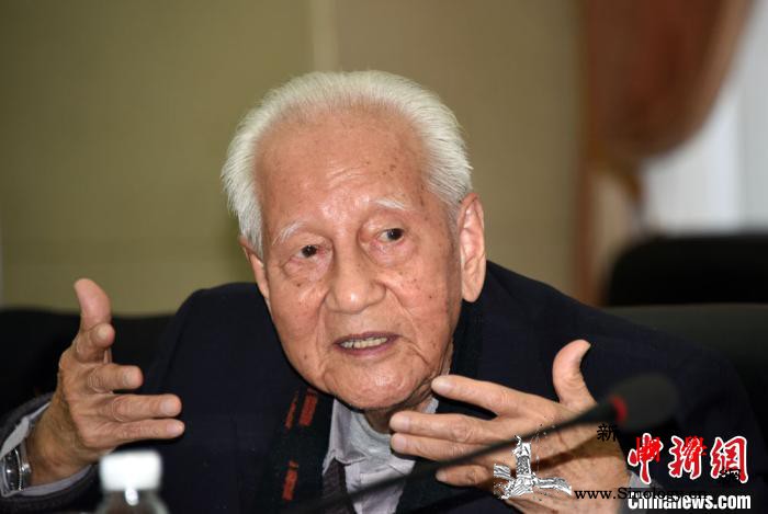 黄旭华院士：核潜艇研制“痴翁”痴心不_核潜艇-院士-研制-