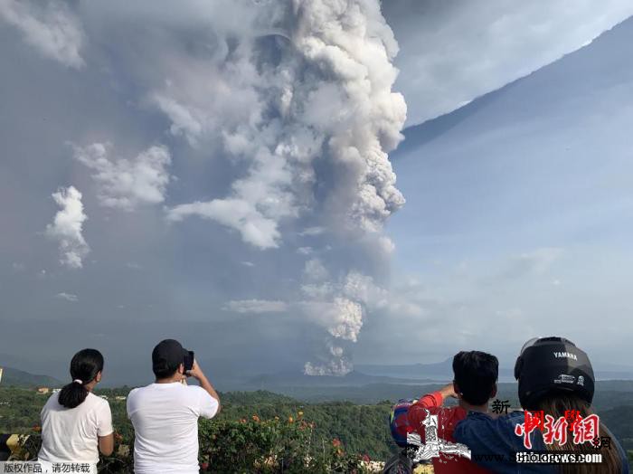 菲律宾火山喷发：45万人恐需撤离或引_马尼拉-菲律宾-火山灰-