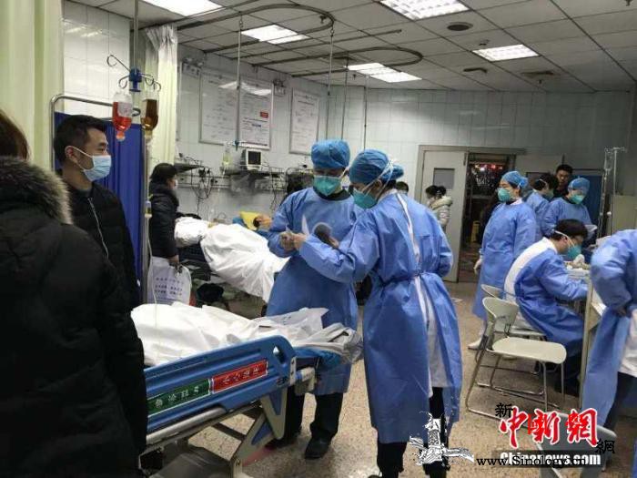 对话武汉新型肺炎患者：“没有他们我肯_武汉-肺炎-医护人员-