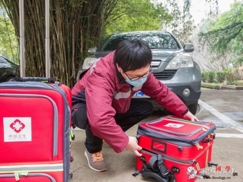 【你有多美】疾控人在坚守请放心_无畏-画中画-防控-