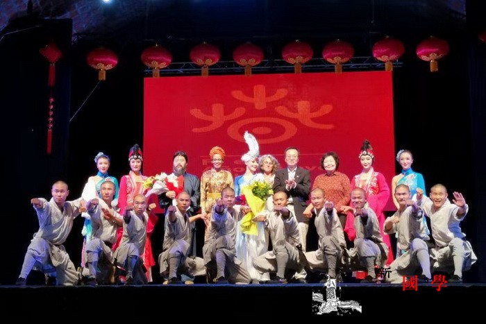 河南文化艺术团"欢乐春节"演出在乌拉_乌拉圭-艺术团-河南-剧院-
