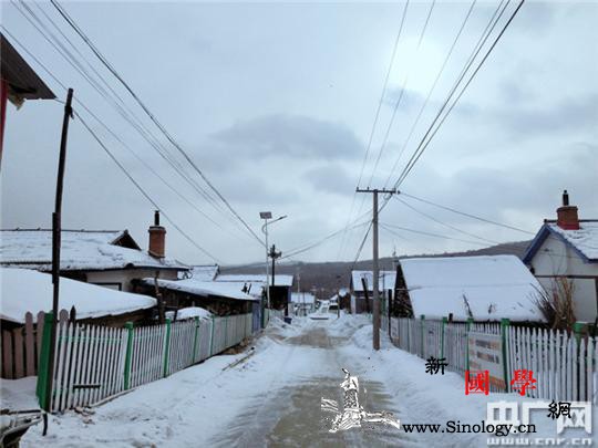 山林之下庭院经济为大荒沟村带来幸福生_脱贫-香菇-村民-