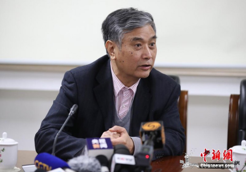 确诊病例破万后这场战“疫”如何过关_冠状-武汉-肺炎-