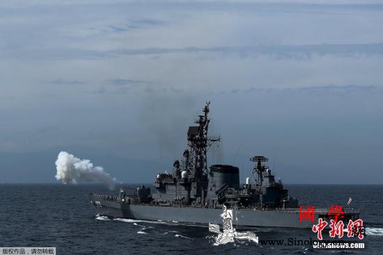 日海上自卫队舰船出发赴中东日本民众集_舰船-日本-集会-