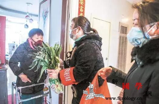 评论：在武汉“菜篮子”里读懂中国的_菜篮子-临危-武汉-