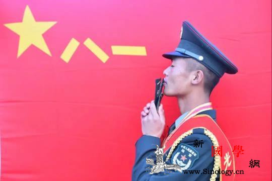 照片里的“八一”军旗是我心中最美的_军旗-阅兵-最美-