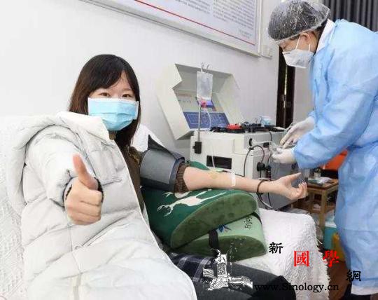 19名康复医护人员捐血浆！献血电话被_血浆-捐献-肺炎-
