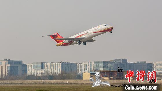 中国ARJ21新支线飞机在上海顺利完_试飞-支线-疫情-