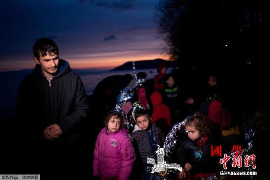 马克龙:法国愿帮助希腊和保加利亚应对_阿富汗-土耳其-希腊-