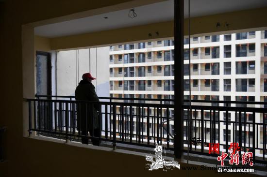 发改委：有序推动易地扶贫搬迁工程开工_复工-疫情-扶贫-