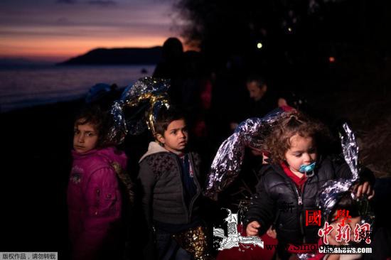 欧盟谴责土耳其政治要挟致数千难民被困_土耳其-希腊-难民-
