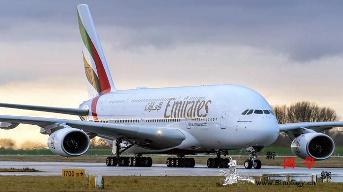 阿联酋航空公司宣布自25日起暂停所有_阿联酋-画中画-总台-