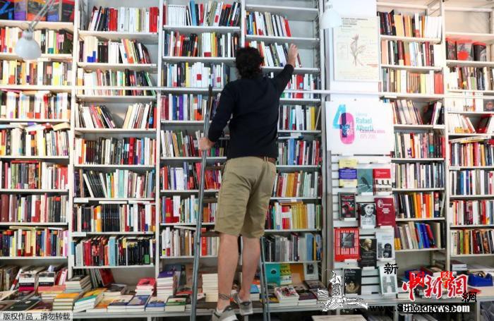 西班牙新增确诊1095例多地申请开启_拉斐尔-紧急状态-西班牙-